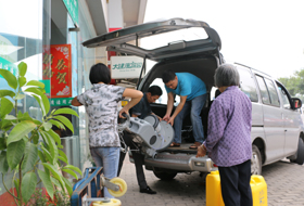 福利潔門市部出倉送貨實景 洗地機 石材晶面處理機